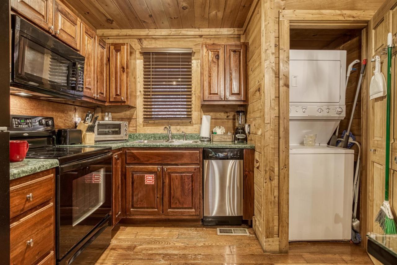 Bridgewood Cabin, Hot Tub, 1089 Of Free Attraction Tickets For Each Paid Day, Dollywood And More! Pigeon Forge Εξωτερικό φωτογραφία