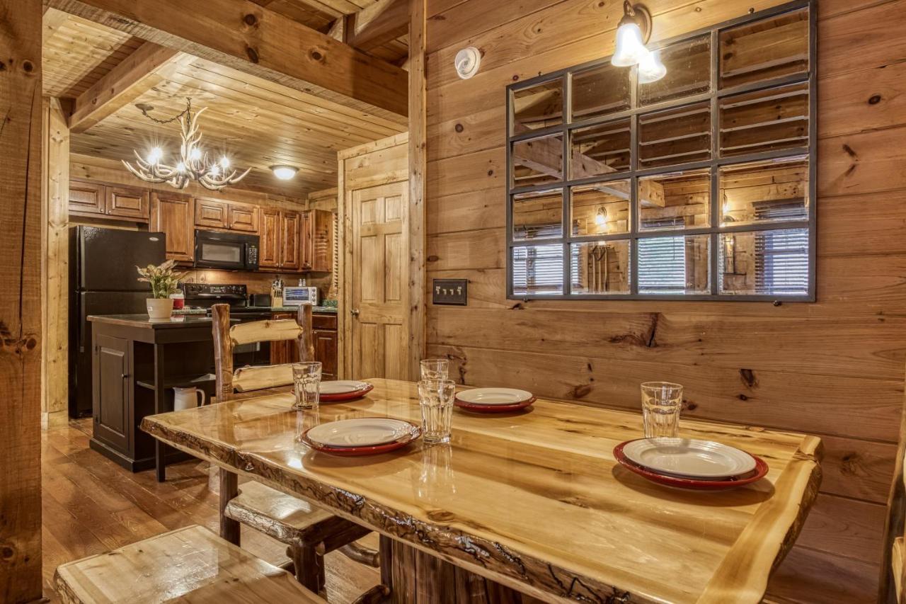 Bridgewood Cabin, Hot Tub, 1089 Of Free Attraction Tickets For Each Paid Day, Dollywood And More! Pigeon Forge Εξωτερικό φωτογραφία