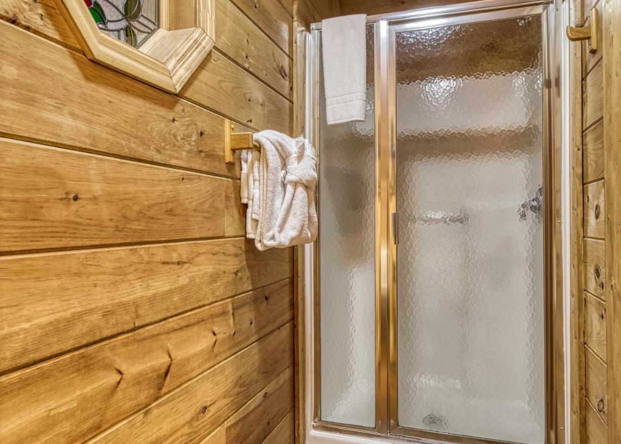 Bridgewood Cabin, Hot Tub, 1089 Of Free Attraction Tickets For Each Paid Day, Dollywood And More! Pigeon Forge Εξωτερικό φωτογραφία
